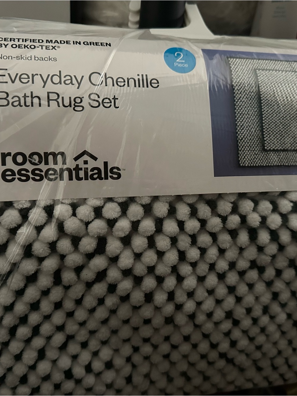 Room Essentials Everyday Chenille Bath Rug Set -